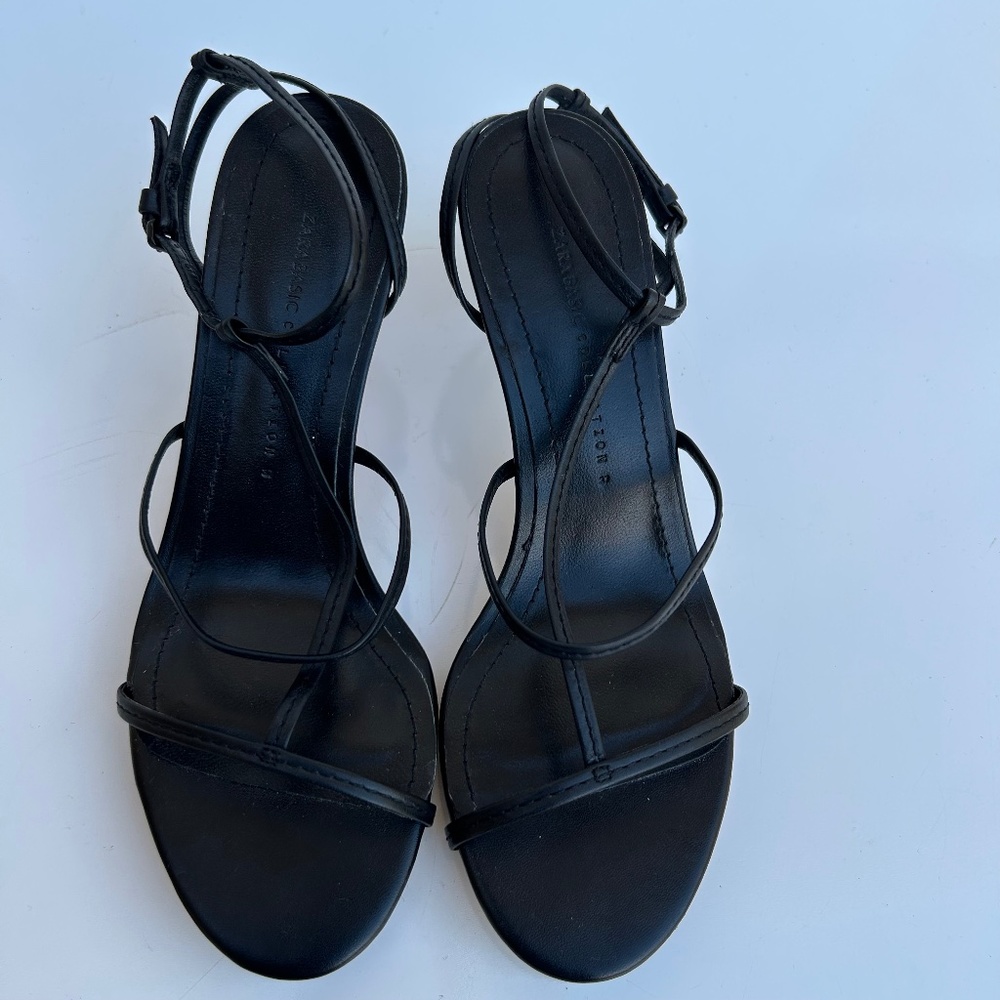 Zara Basic Collection Black Heels Sandals Size 37/6.5 - 7 US